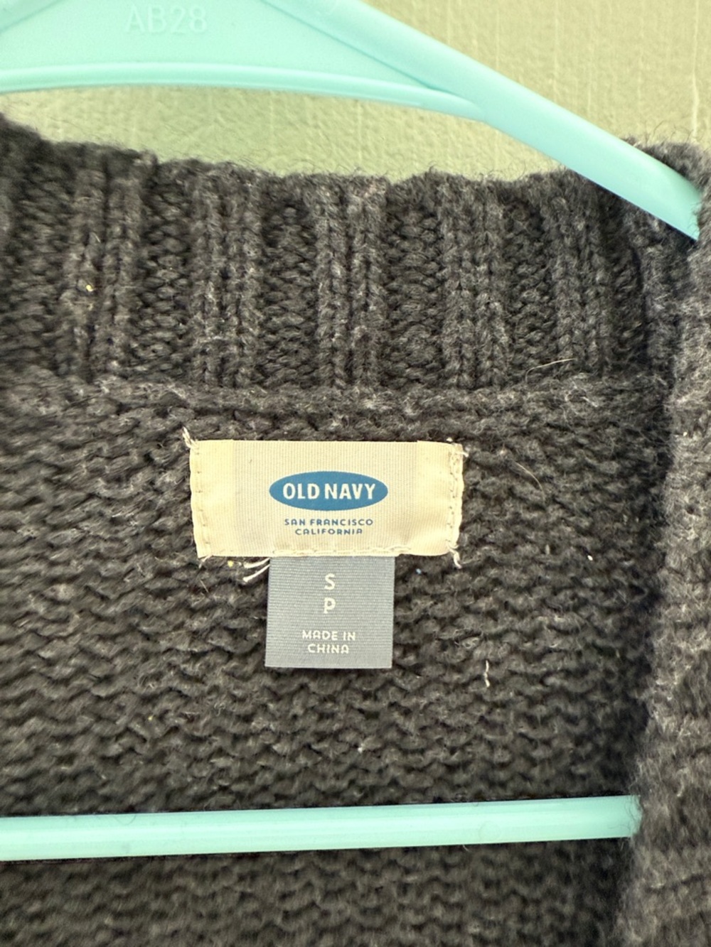 Old Navy Dark Charcoal Ribbed Knit Cardigan - Picture 2 of 2